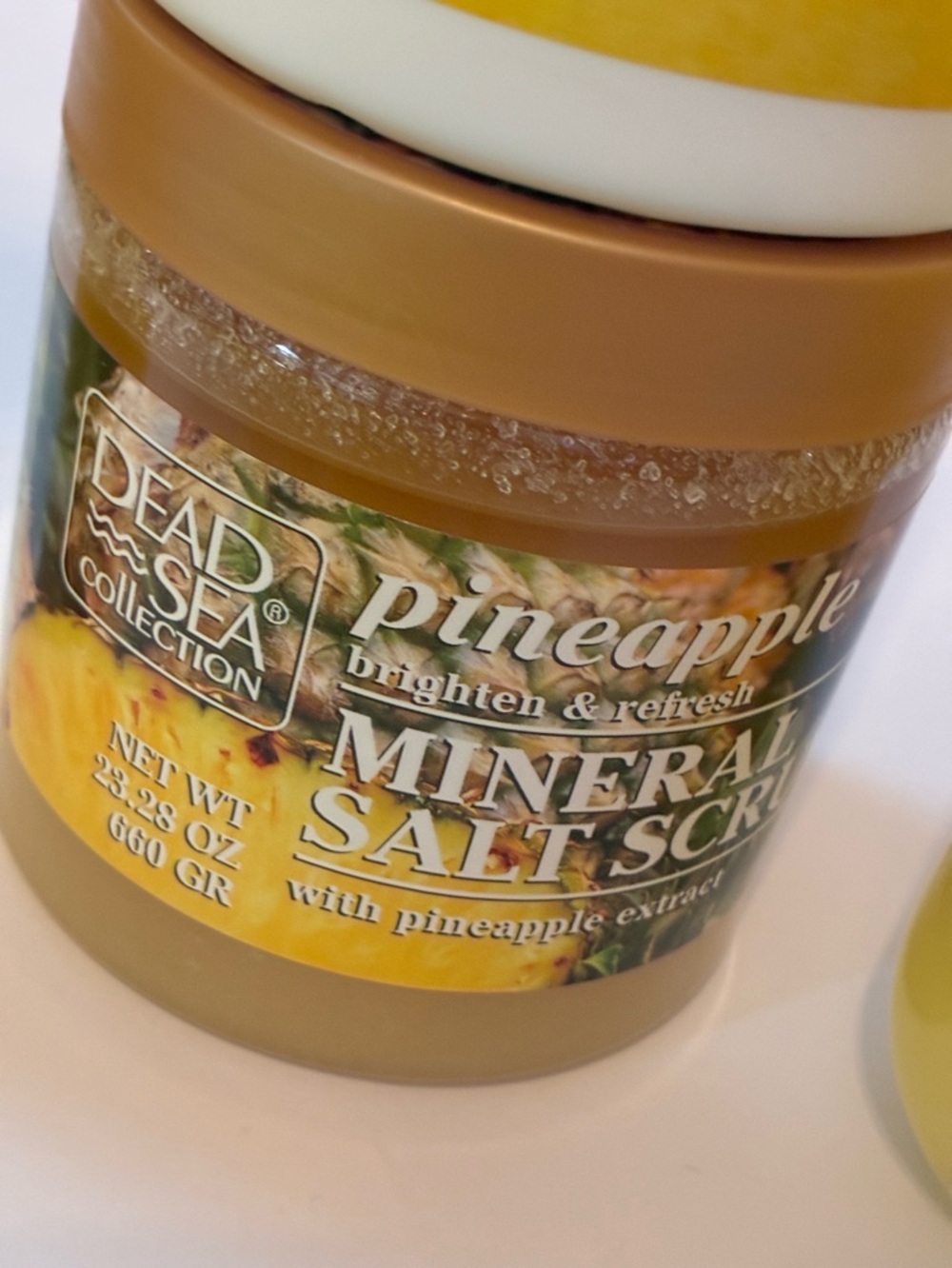 Pineapple bodycare bath & shower bundle - Picture 10 of 12